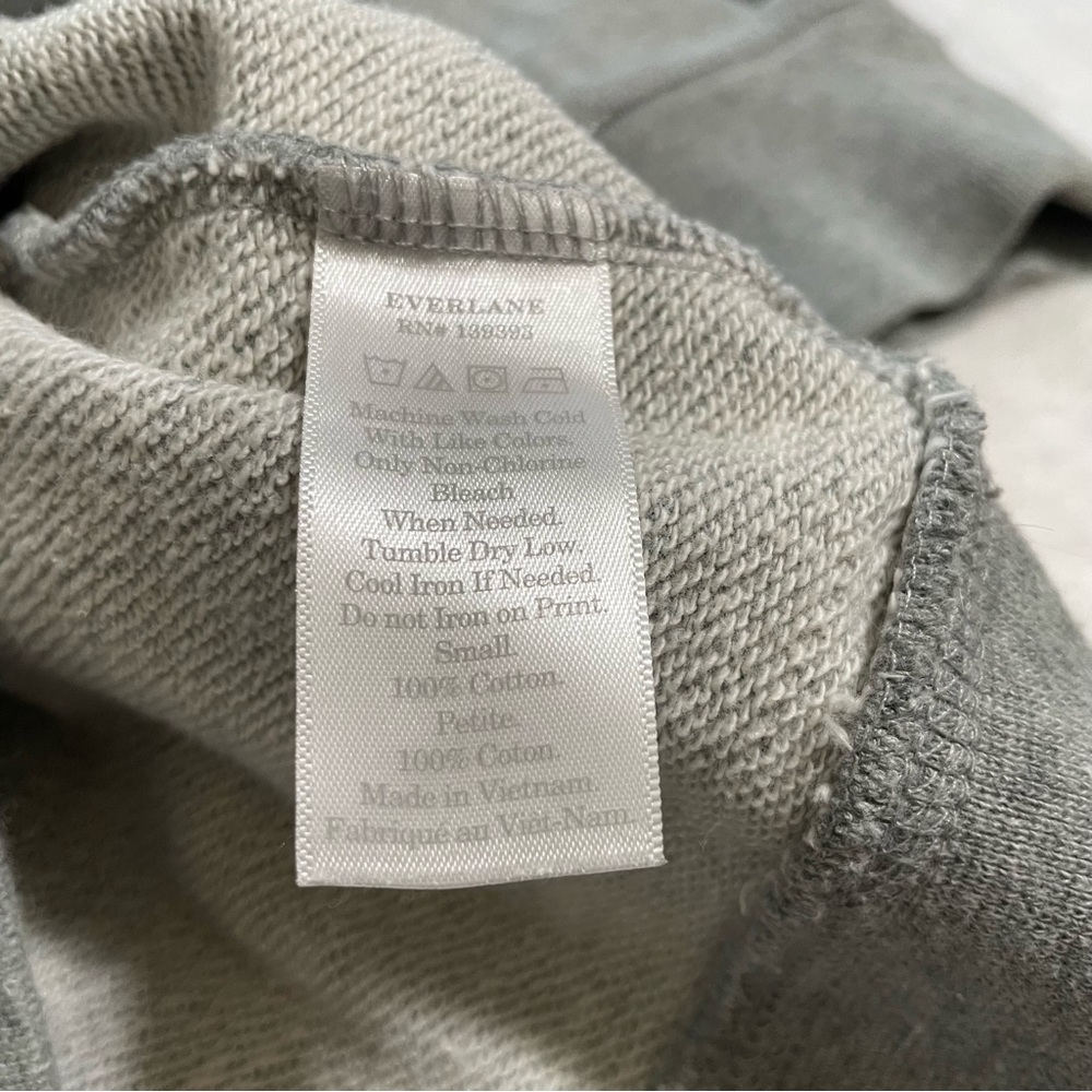 Everlane The 100% Human Crew Sweatshirt - Picture 6 of 8